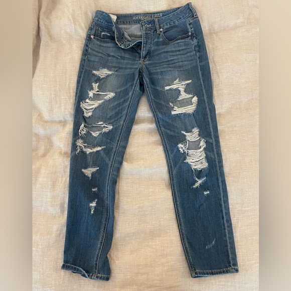 American Eagle Tomgirl Jeans - Picture 1 of 3
